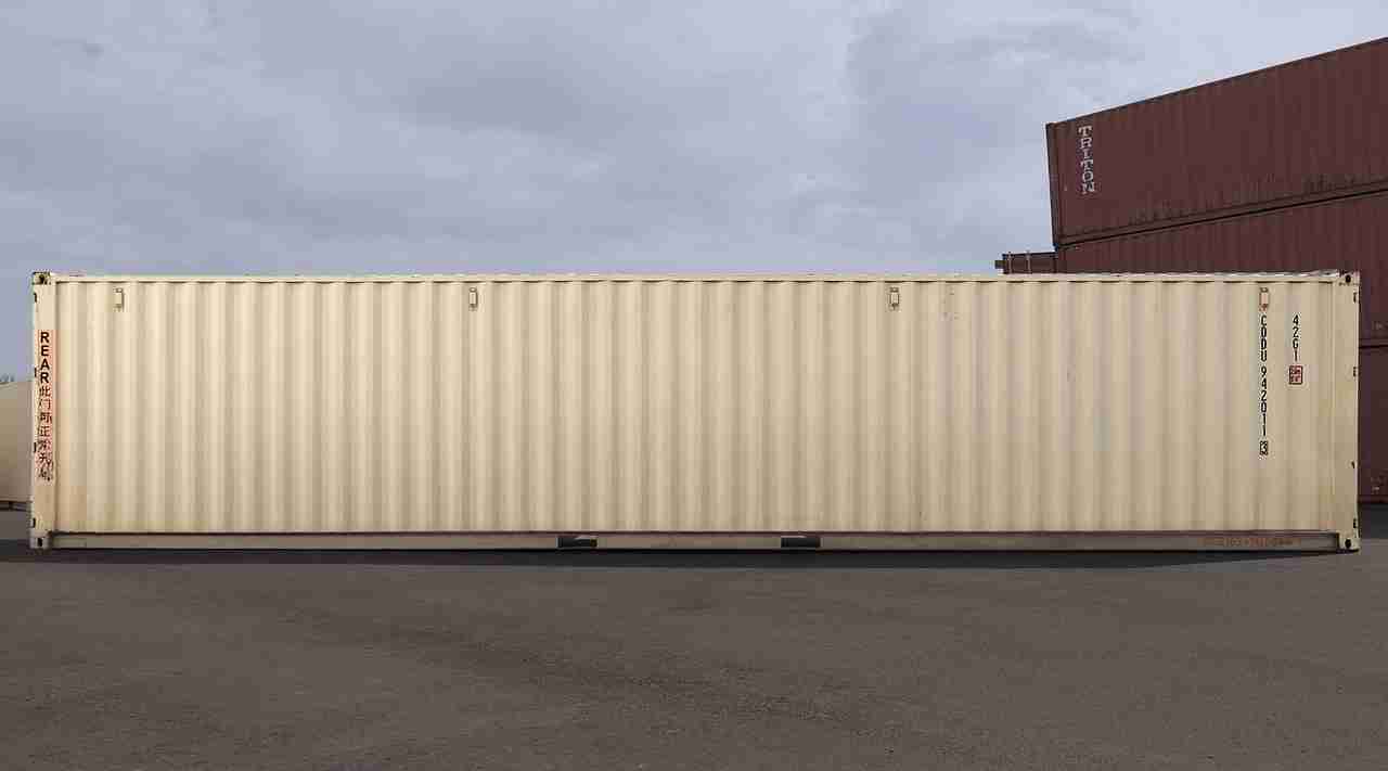 Rent 40ft Storage Container w/ Doors on Both Ends